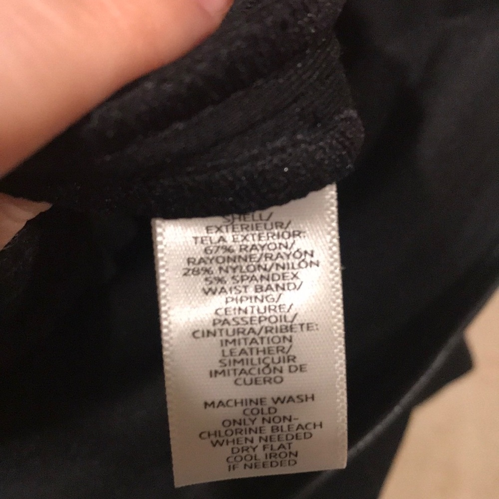 NWT black loft skirt with faux letter piping 00P - Picture 7 of 8